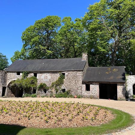 Manoir Du Menec Chambre Le Folgoet ภายนอก รูปภาพ